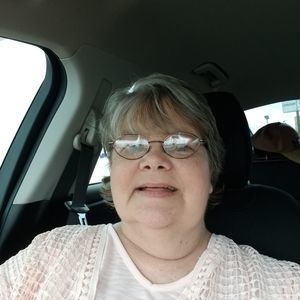 Meet your Posher, Vicki